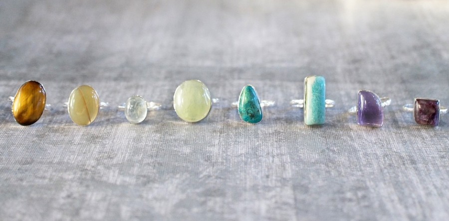 LES PIERRES DE NAISSANCE